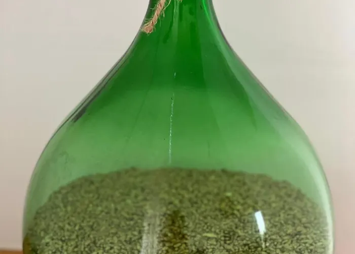 לינה וארוחת בוקר Dimora Caraspi 4*